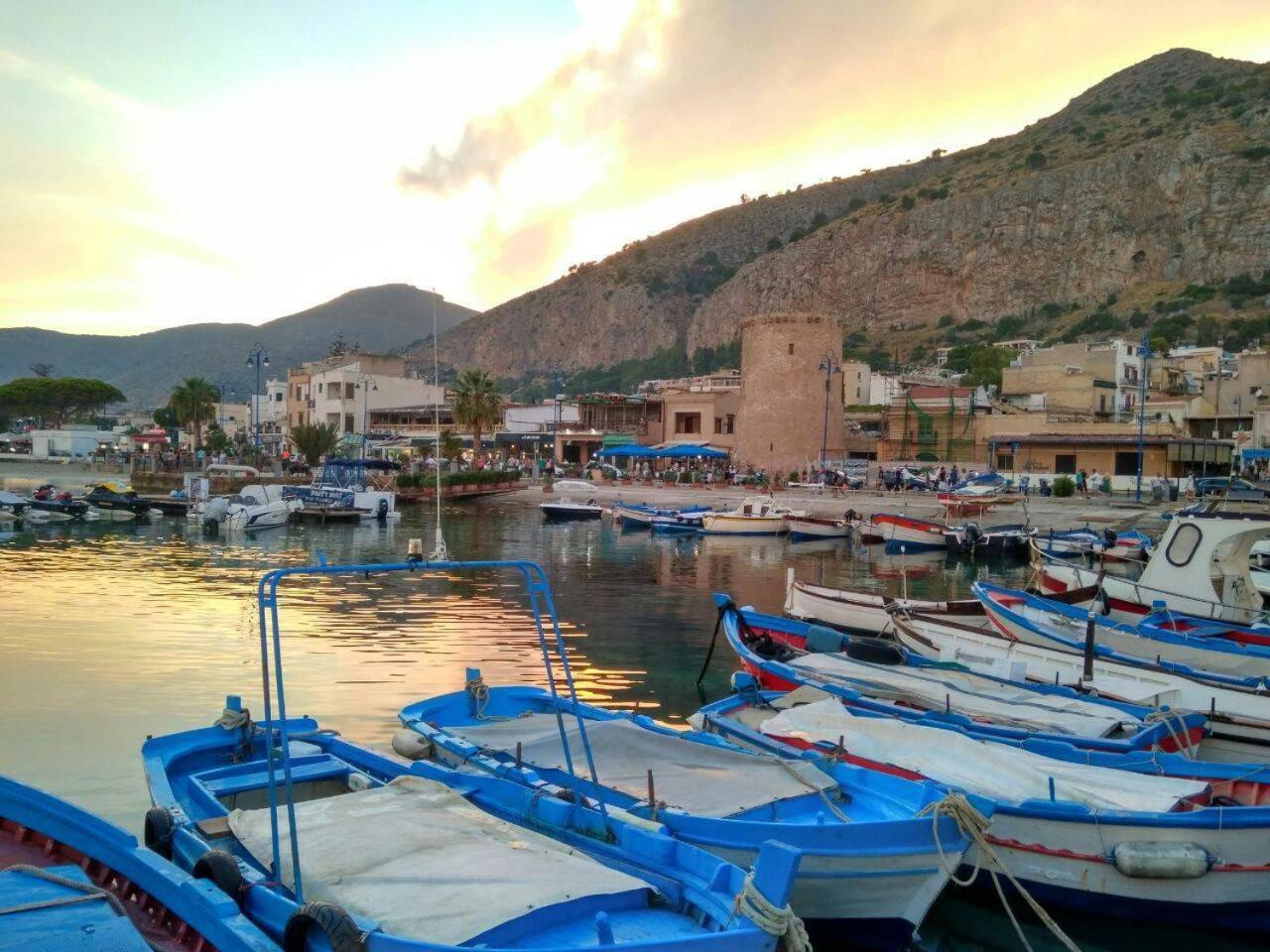 Appartamento A casa di Nonna Giò Mondello Palermo Esterno foto
